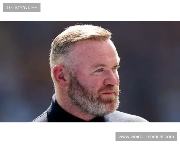 英超传奇球员鲁尼退役了吗？职业生涯回顾